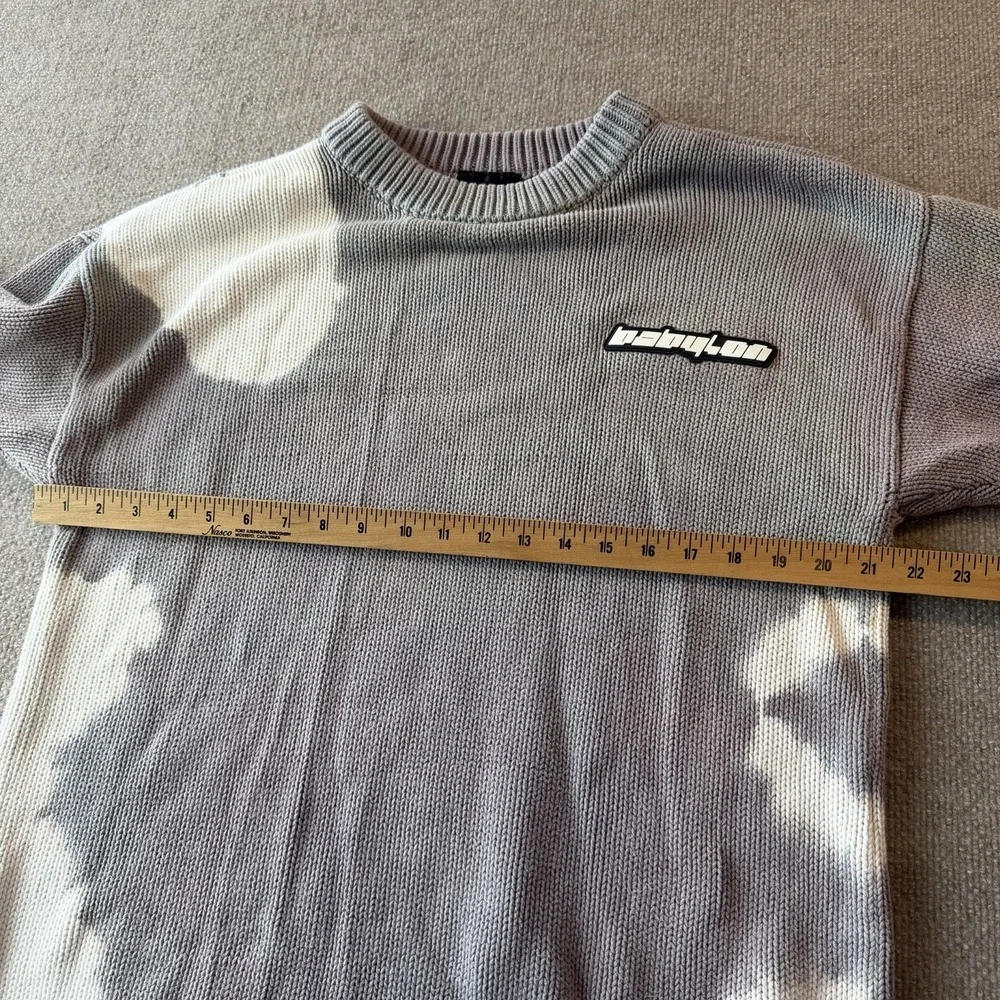 Babylon Gray/White Cotton Sweater Men's‎ Size Medium Y2K